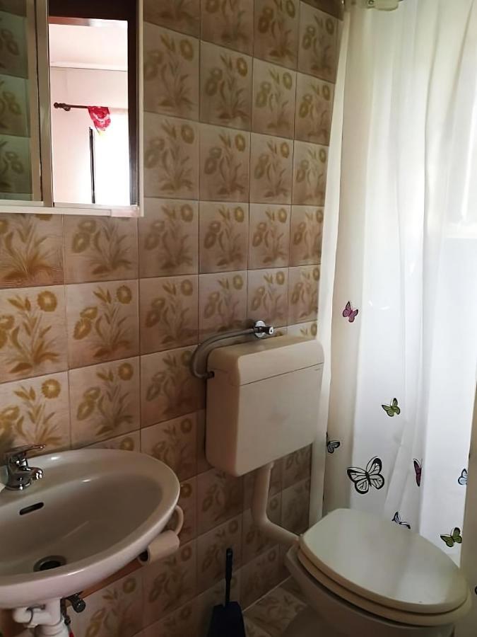 Kuca Carmen Hotel ราบ ภายนอก รูปภาพ