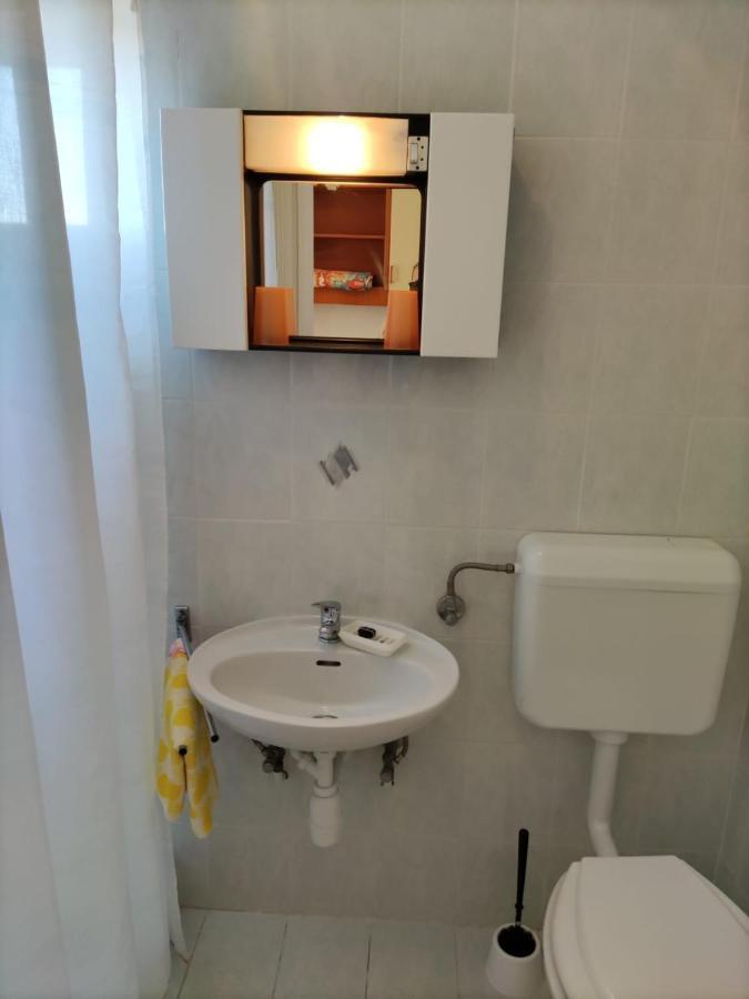 Kuca Carmen Hotel ราบ ภายนอก รูปภาพ